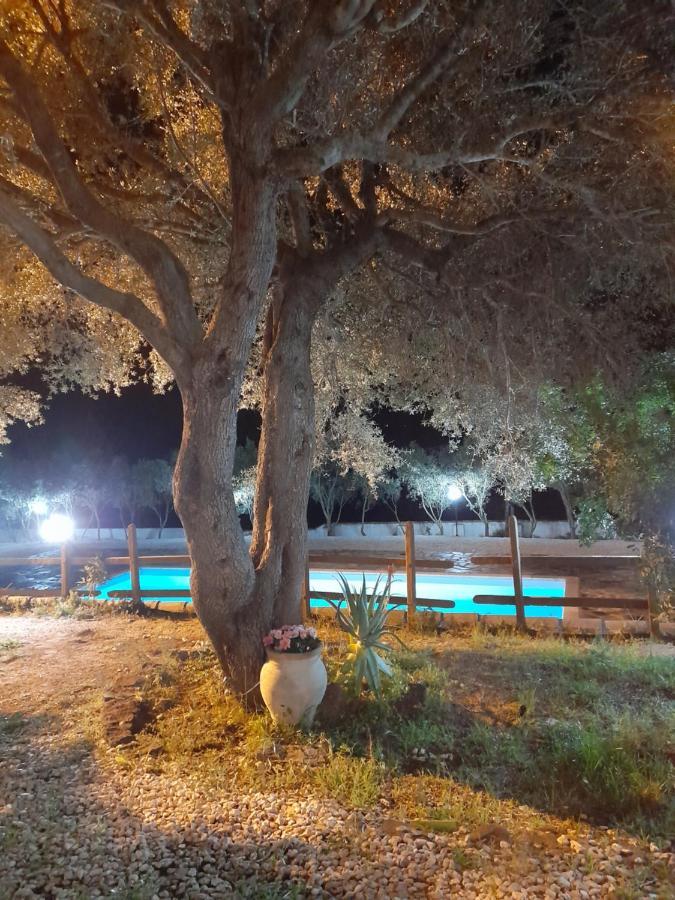 Agriturismo Palas De Serra Country Resort Onifai Екстер'єр фото